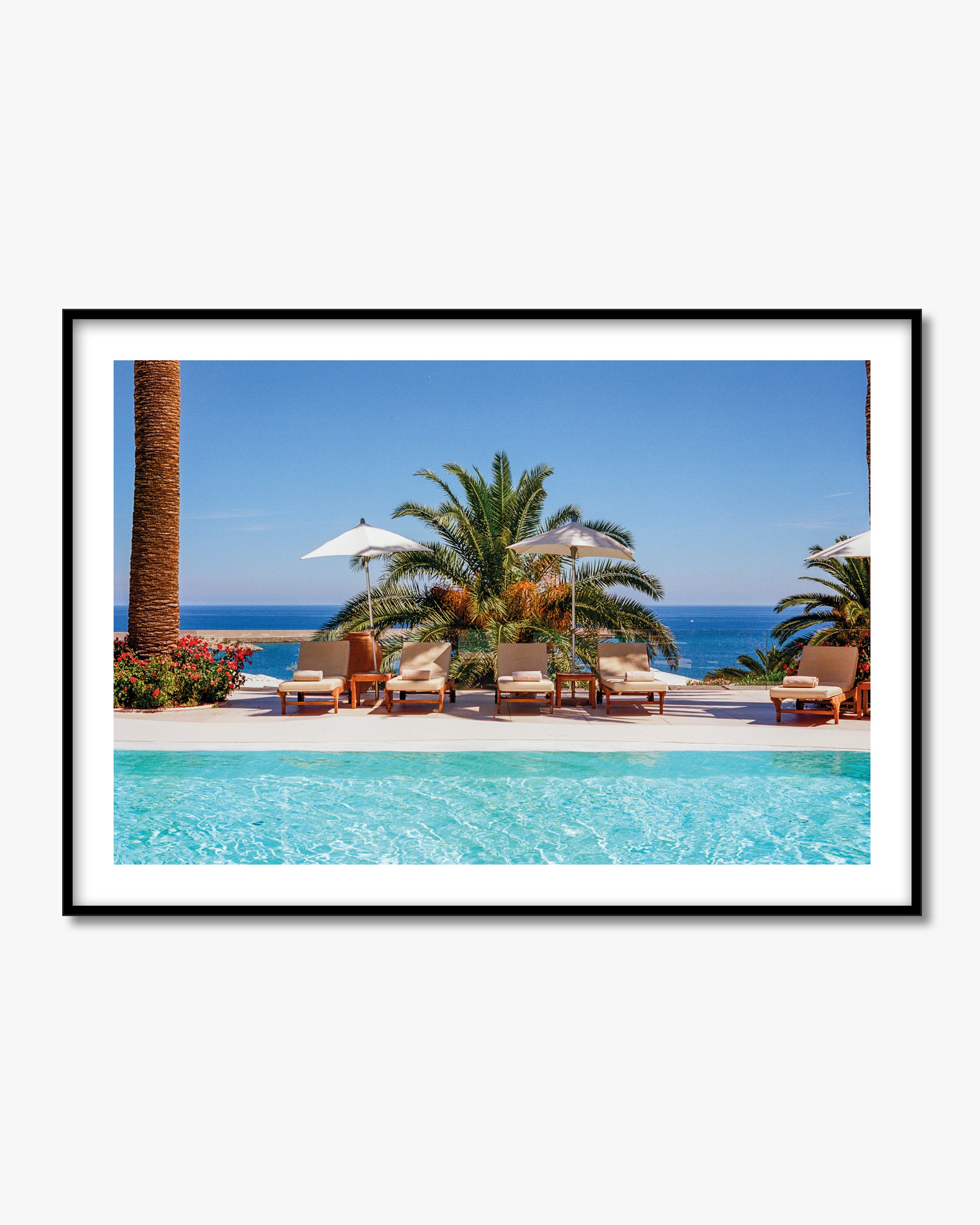 POOLSIDE DREAMS